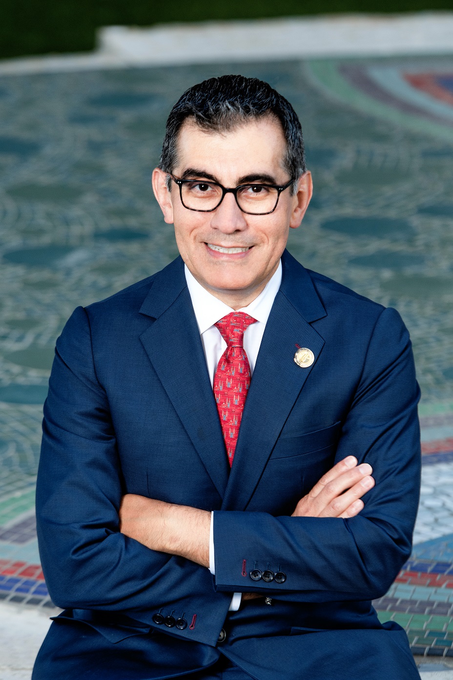 Dr. Mike R. Flores